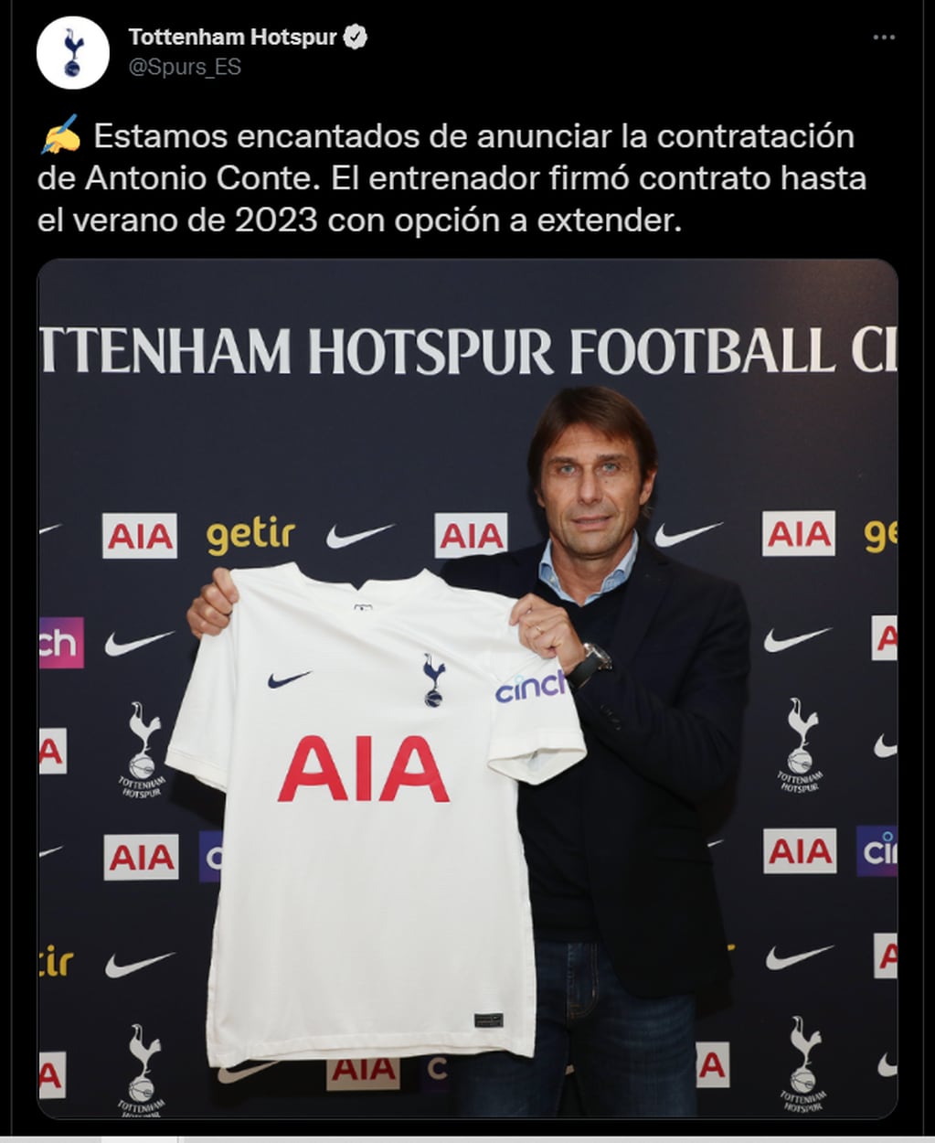 El club le dio la bienvenida oficial al italiano Antonio Conte como nuevo entrenador (Twitter/@Spurs_ES)