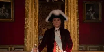 Johnny Depp como Louis XV en el film Jeanne du Barry