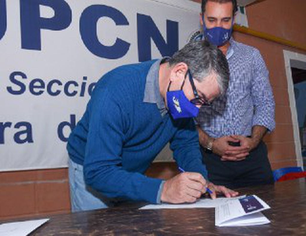 Más de 500 afiliados al gremio de UPCN recibieron la tarjeta +u