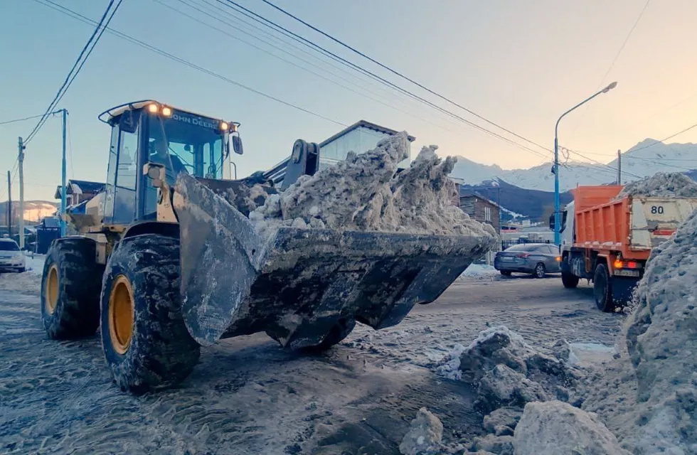 Avanza el operativo invierno en Ushuaia