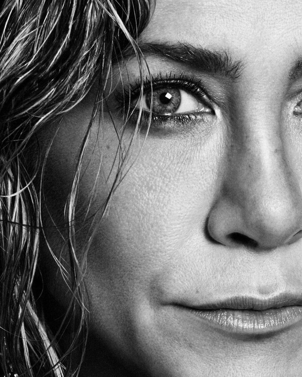 Jennifer Aniston celebró sus 51 años con una súper producción de fotos sensuales