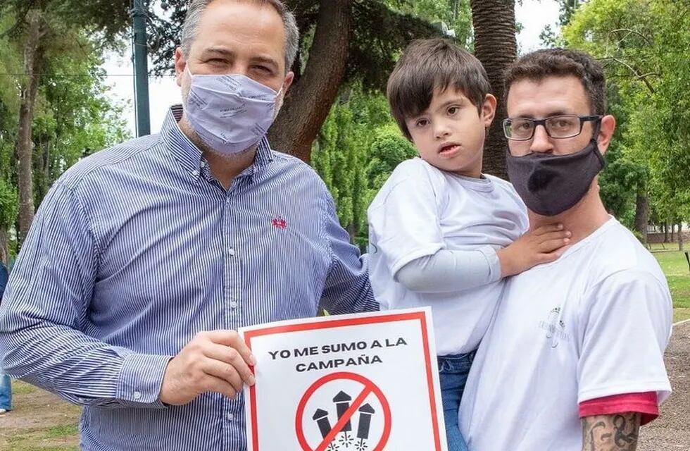 El Intendente Matias Stevanato mostró su compromiso personal en su Instagram de sumarse a la campaña para resguardar los niños con autismo del departamento.