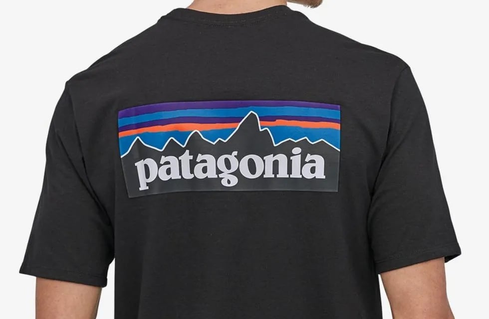 ¿Conviene comprar en Chile?: esto es lo que cuesta una remera Patagonia.