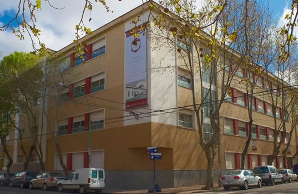 Docentes del Colegio Fasta denunciaron irregularidades en sus pagos (Foto: Qué Digital)