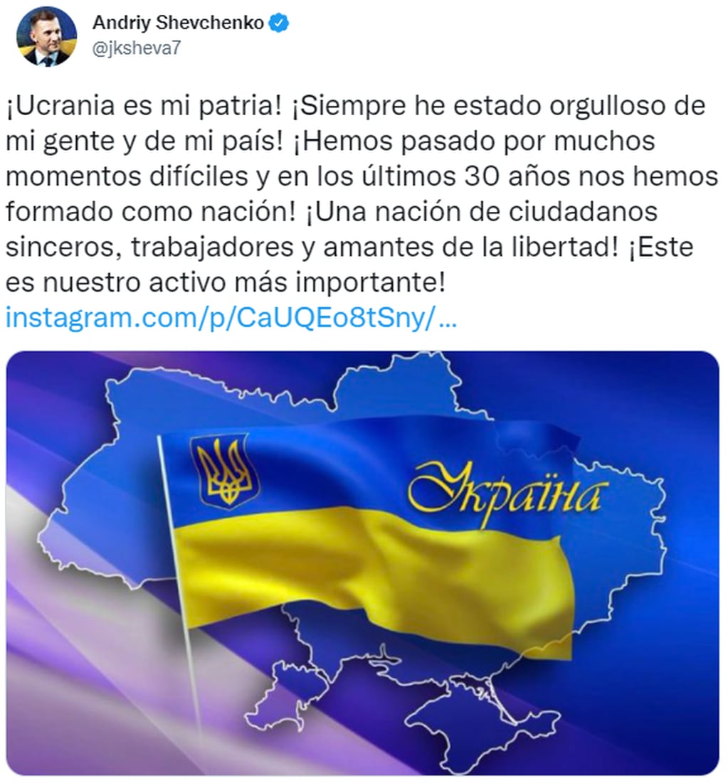 Una de las leyendas más reconocidas de Ucrania como Andrei Shevchenko se sumó a los mensajes.