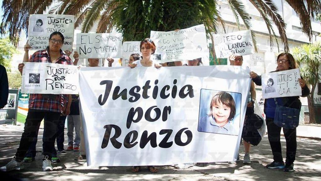 Reclamo de justicia por Renzo Villanueva