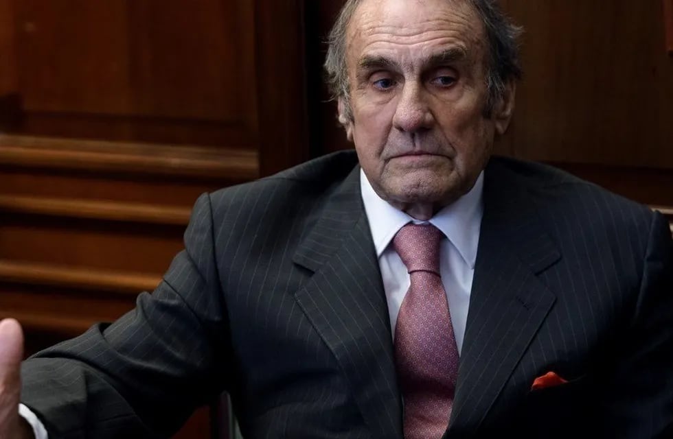 El senador nacional tiene 79 años y había superado una cirugía por hemorragia digestiva. (Andrés D'Elía)