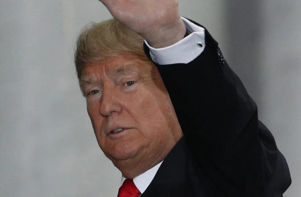 La Corte Suprema de Estados Unidos apoyó  a la última versión del veto migratorio del presidente Donald Trump. (AFP)