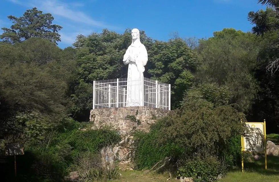 Monumento al Cristo Redentor Ñu Porá, hermosa vista panorámica de la ciudad