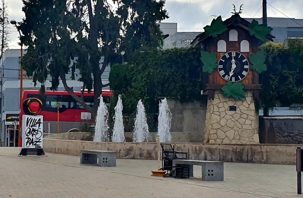 Reloj Cucú en Villa Carlos Paz. (Foto: VíaCarlosPaz).