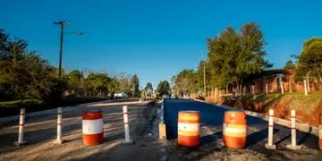 Colonia Guaraypo: la DPV ejecuta obras de pavimentación en el acceso