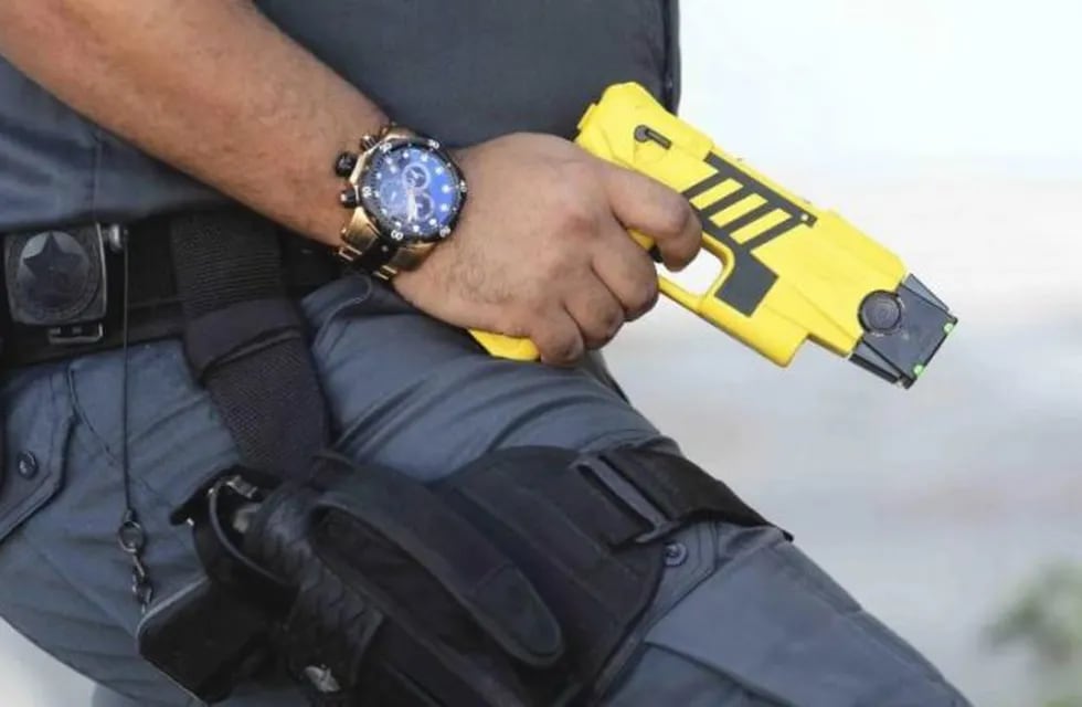 El Gobierno reglamentó el uso de las pistolas eléctricas Taser para las fuerzas de seguridad (Foto: Imagen ilustrativa)