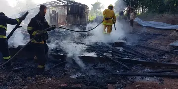 Incendio en Villa Unión.