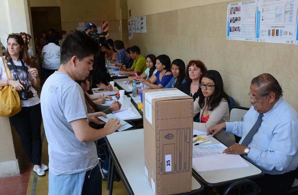 Según informó la Justicia Electoral, un total de 588.701 jujeños está en condiciones de votar el domingo.