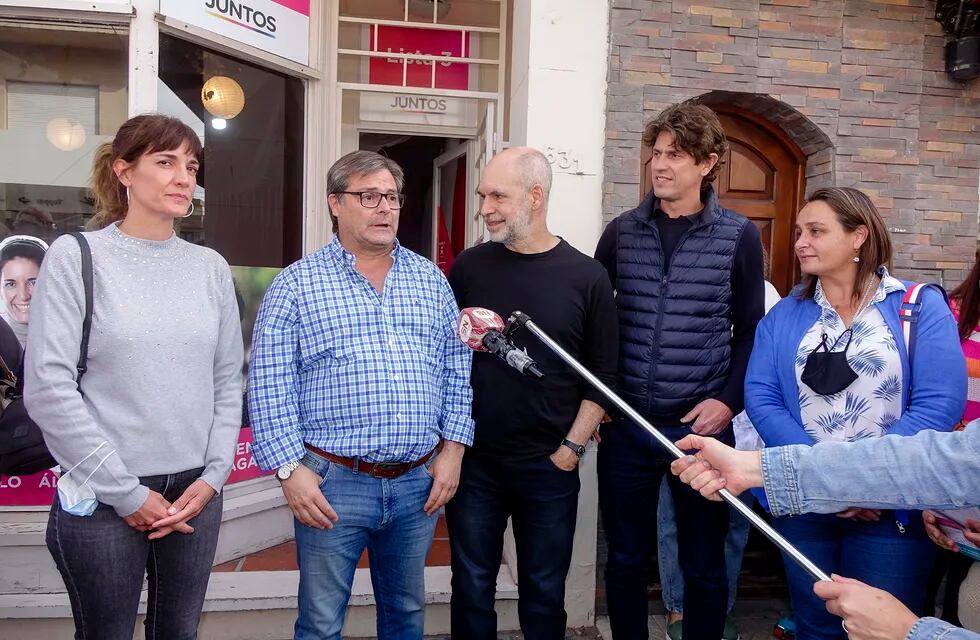 Ferrarello, Larreta, Álvarez, Mandagarán y Lousteau (Foto: Héctor García)