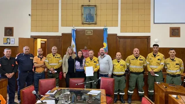Reconocimiento del HCD a los bomberos que ayudaron en la lucha contra los incendios sucedidos en la provincia de Corrientes