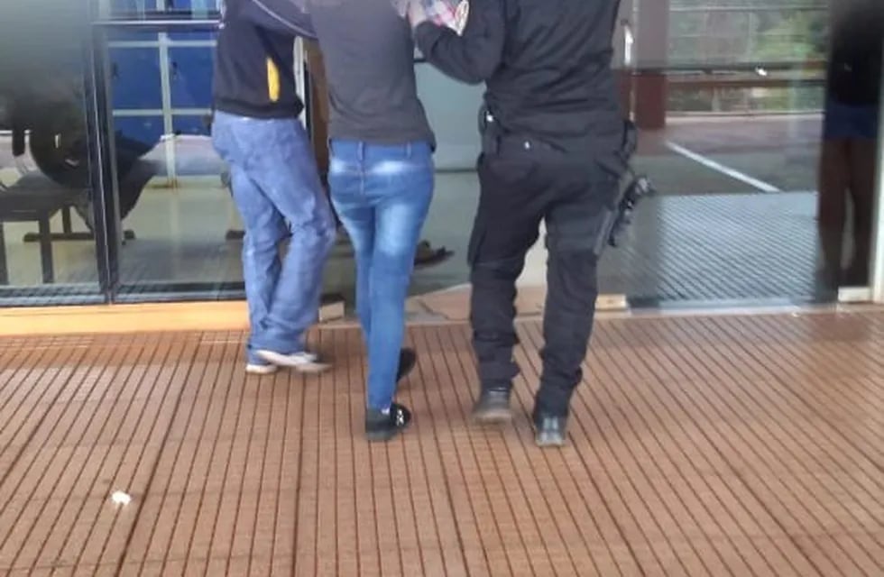 Un bebé  y una mujer fueron asistidos por la policía en San Martín