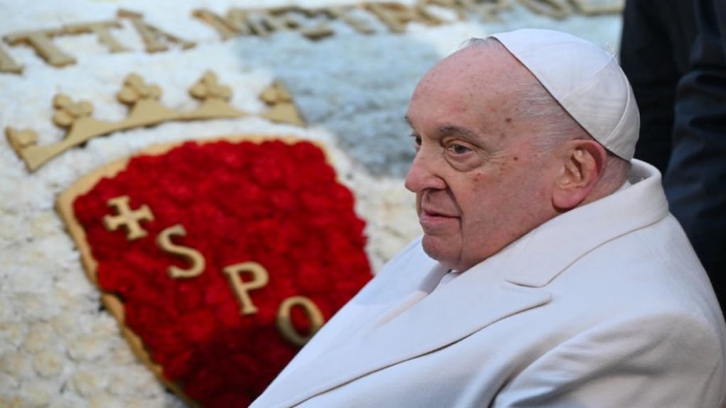 El Papa agradeció a acreditados en el Vaticano la “delicadeza” al cubrir escándalos de la Iglesia.