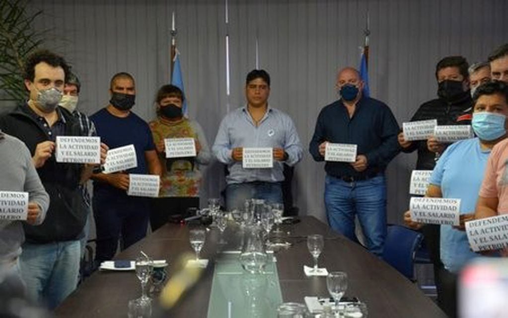 Petroleros Privados Santa Cruz se reunió con referentes políticos.