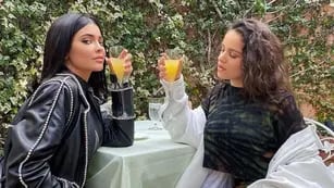 Rosalía festejó su cumpleaños en París con Kylie Jenner, Timothée Chalamet y más invitados de lujo
