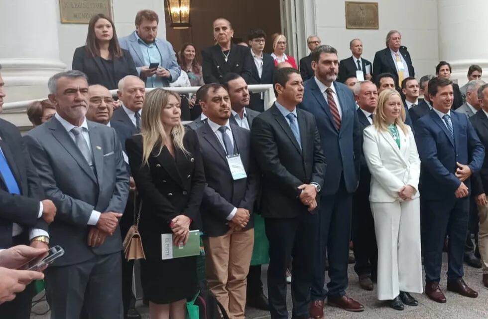Una representación jujeña asistió en Mendoza a la asamblea de la Unión de Parlamentarios Sudamericanos y del Mercosur.