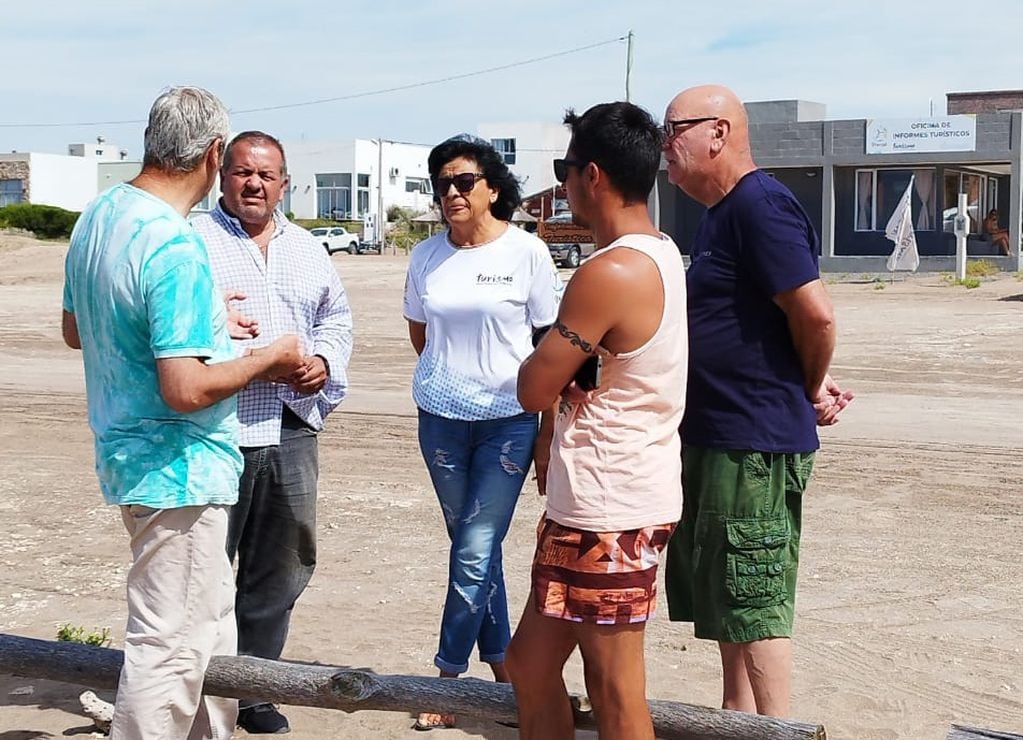 Balneario Orense, El director de Turismo Alejandro Trybuchowicz se reunió con Guardavidas de la localidad