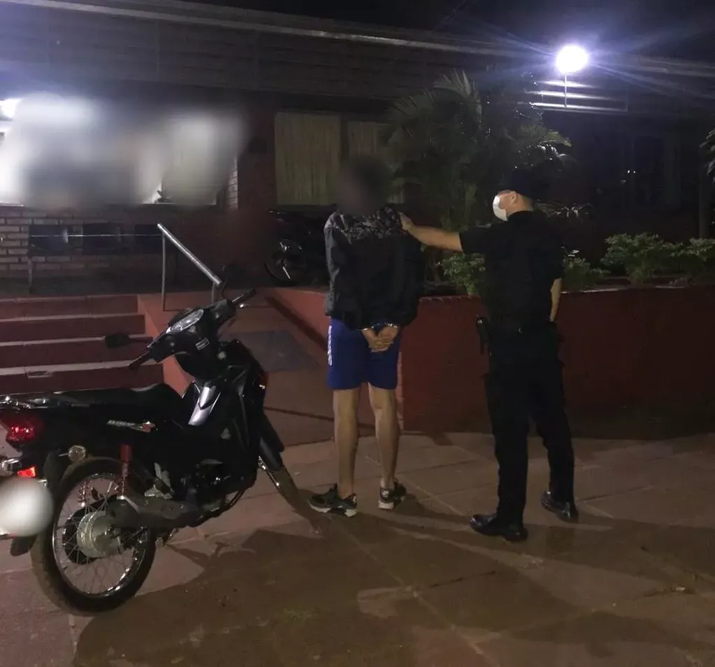 Terminó detenido por intentar comercializar por redes sociales una motocicleta.