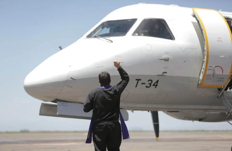 Una nave de LADE aterrizó por primera vez en el aeropueto de Malargüe en enero de 2022.