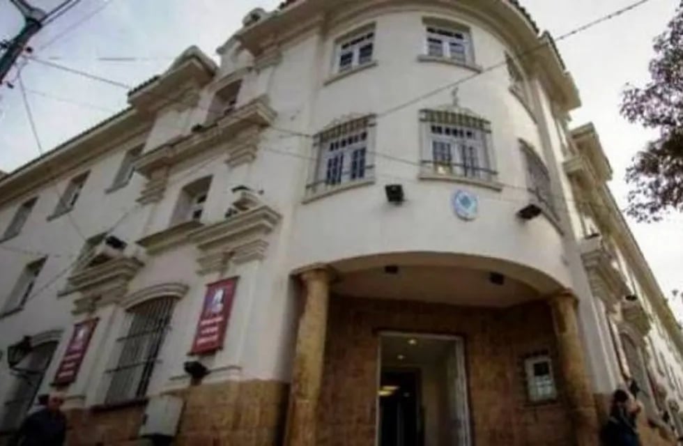La Biblioteca Provincial de Salta reabre sus puertas (Profesional FM)
