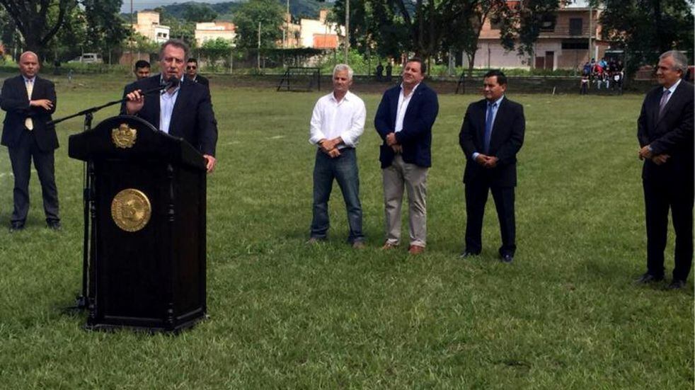 Inauguran cancha de rugby para reclusos, en Jujuy