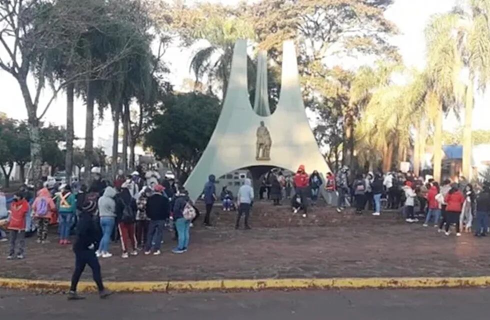 Caso Tizato: familiares y allegados se manifestaron frente al Juzgado de Apóstoles