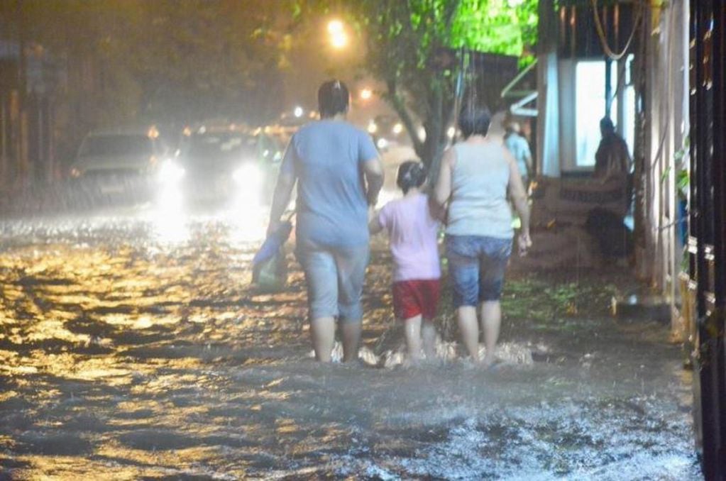El intenso temporal que azotó a la ciudad de Corrientes. (Foto: Corrientes Hoy)