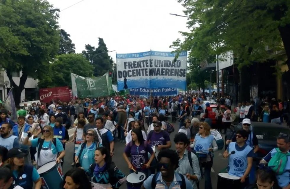 Marcha docente La Plata