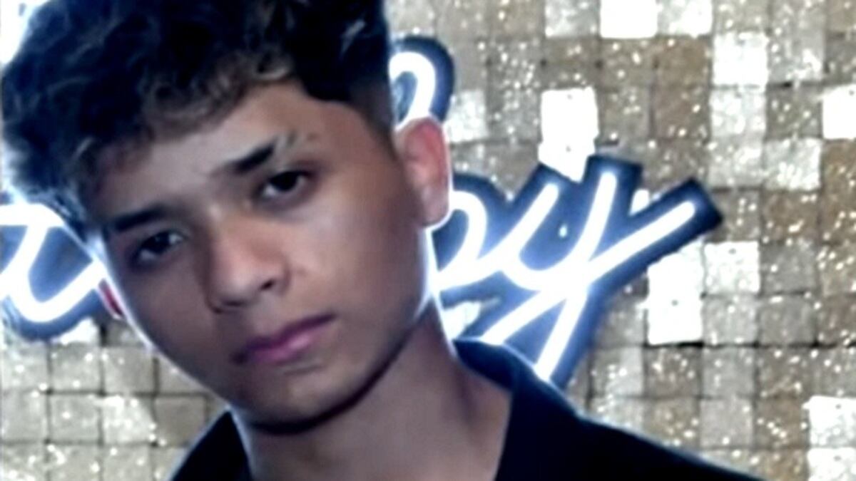 Desesperada búsqueda de un adolescente en Gran Rosario thumbnail