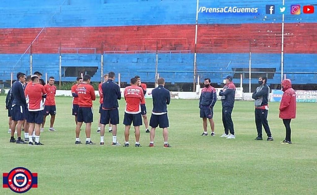 Prensa Club Atlético Güemes.