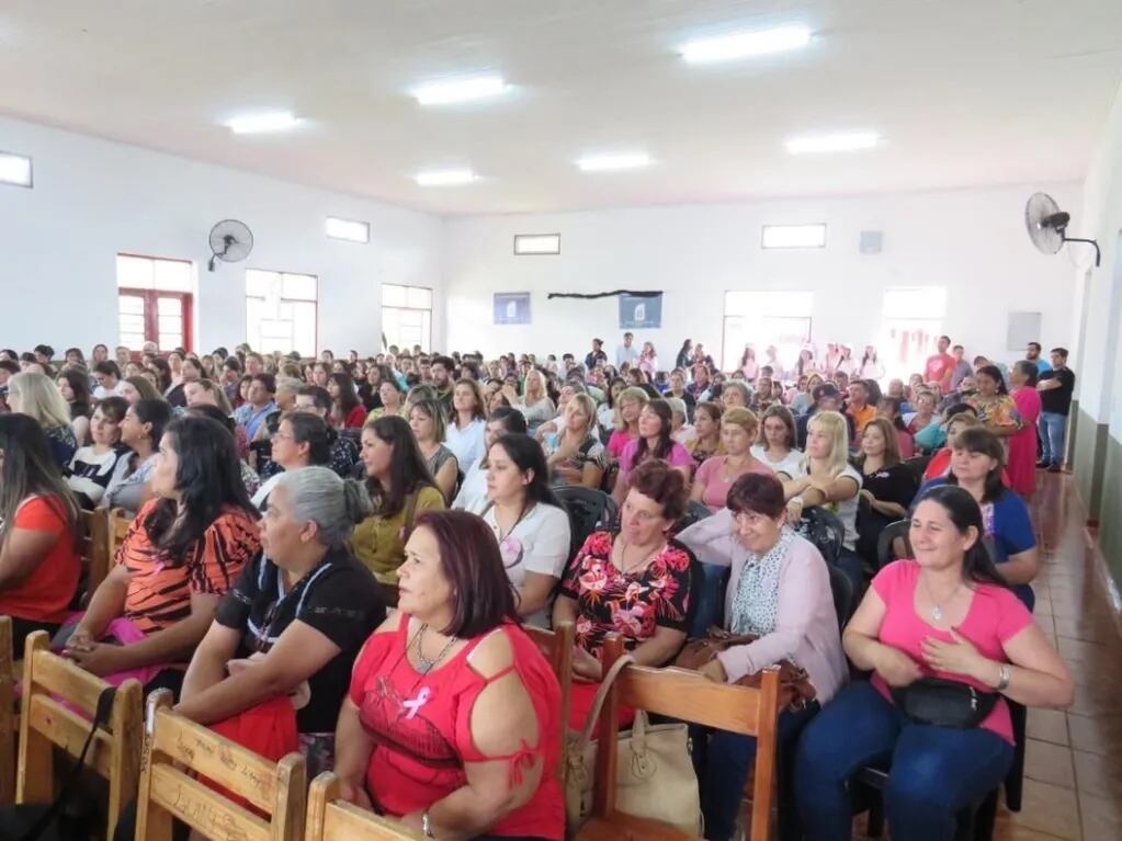 SACRA agasajó a todas las madres este sábado en Puerto Esperanza