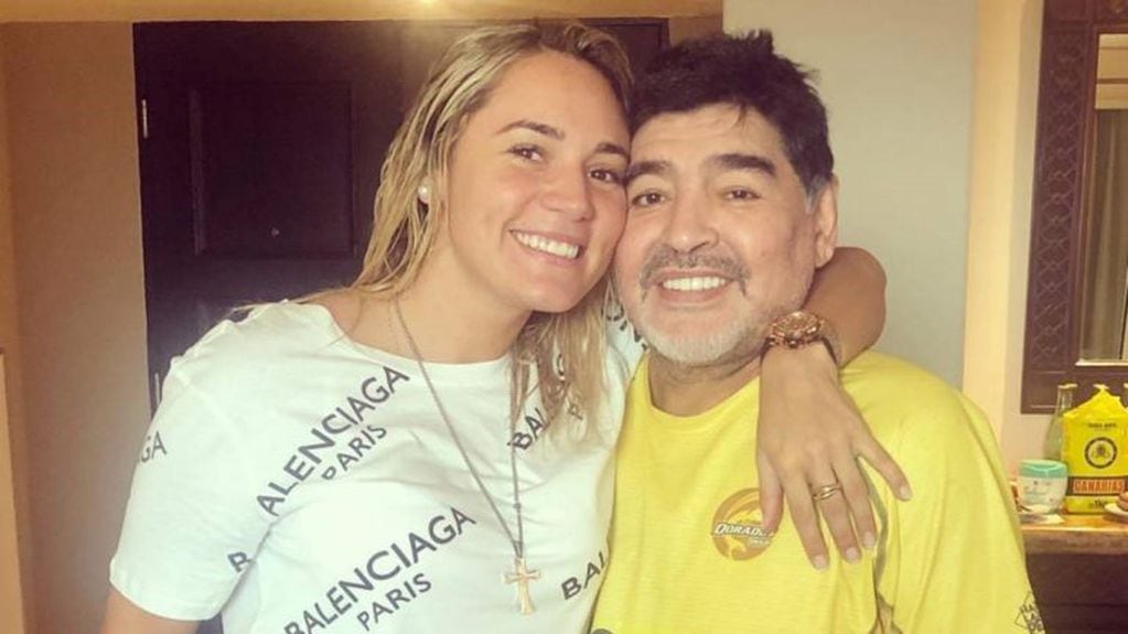 Rocío Oliva y Diego Armando Maradona. (Foto: web)