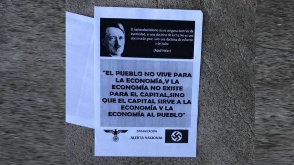 Panfletos con ideología Nazi en las calles de Viedma.