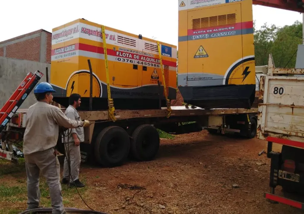 Autoridades se encuentran en obras para solucionar problemas hídricos en Puerto Iguazú.