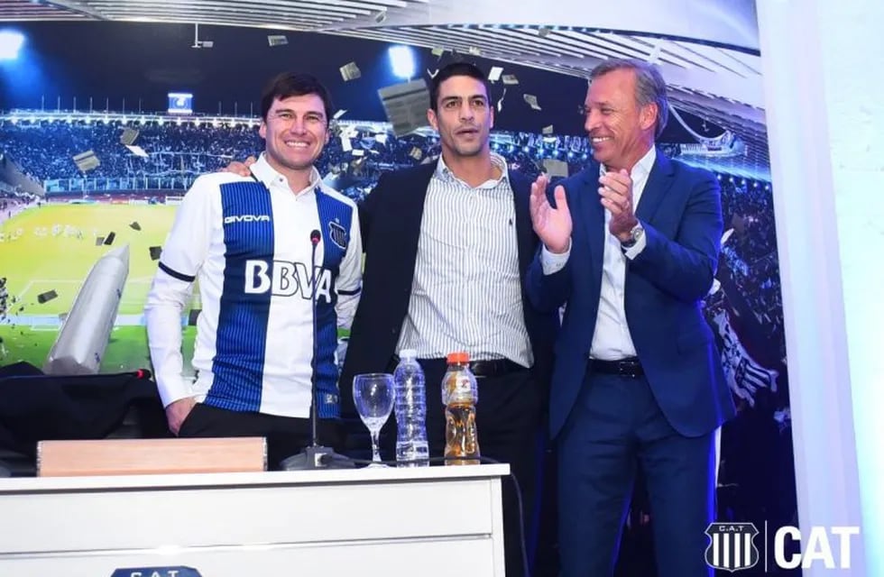 El nuevo DT se probó la Albiazul. Para mediados de julio, Fassi quiere presentación ante el público de la T con clásico ante Belgrano.