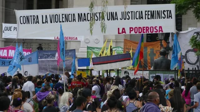 Marcha Ni Una Menos en el Palacio de Tribunales, en la Ciudad de Buenos Aires.