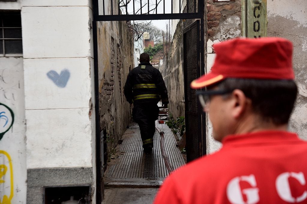 Se incendió una vivienda de calle Belgrano, barrio Güemes, Córdoba.