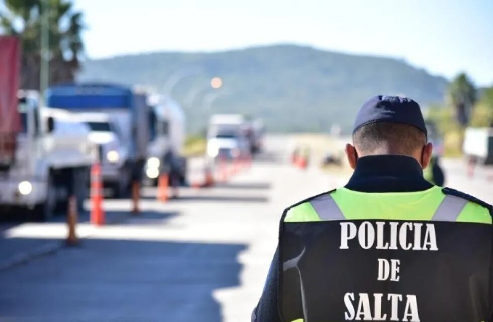 La Policía de Salta intervino en la situación.