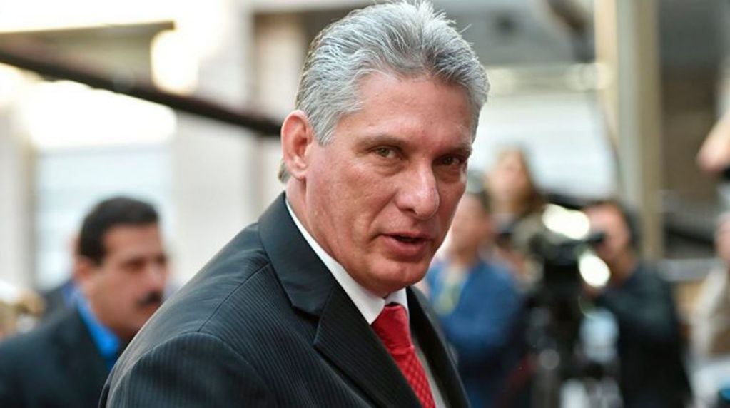 El presidente cubano Miguel Díaz-Canel pidió "austeridad" por la escasez de combustible.