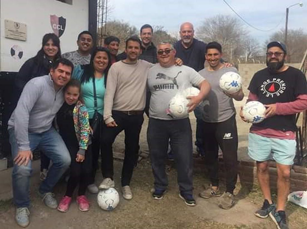 Alta Gracia: Central de Barrio Liniers recibió al programa "Ayudando a Tu Club"