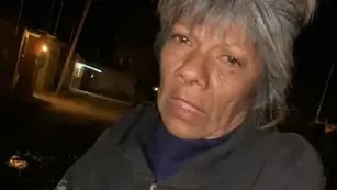 Una abuela de Salta perdió su casa en un incendio y debe dormir en el piso con su familia