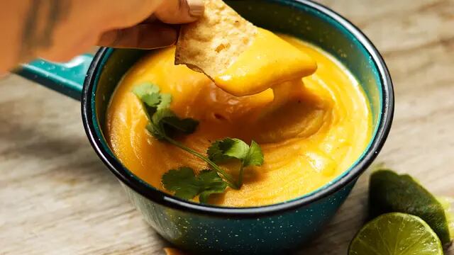 Queso cheddar vegano