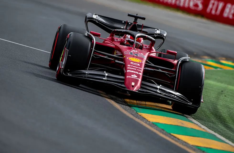 Leclerc se quedó con la pole para el GP de Australia de F1.