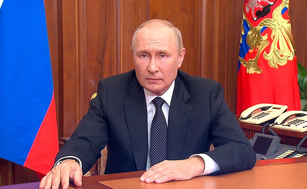 Vladimir Putin movilizó al ejército de reserva, que cuentan con 300 mil soldados. 
