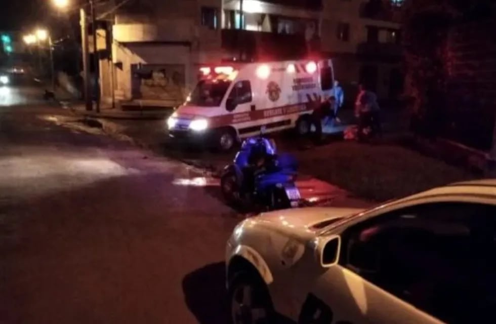 Oberá: accidente vial dejó a un motociclista herido.
